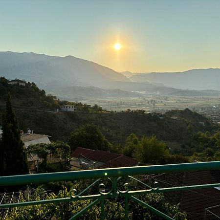Relax Camping Gjirokastër 外观 照片