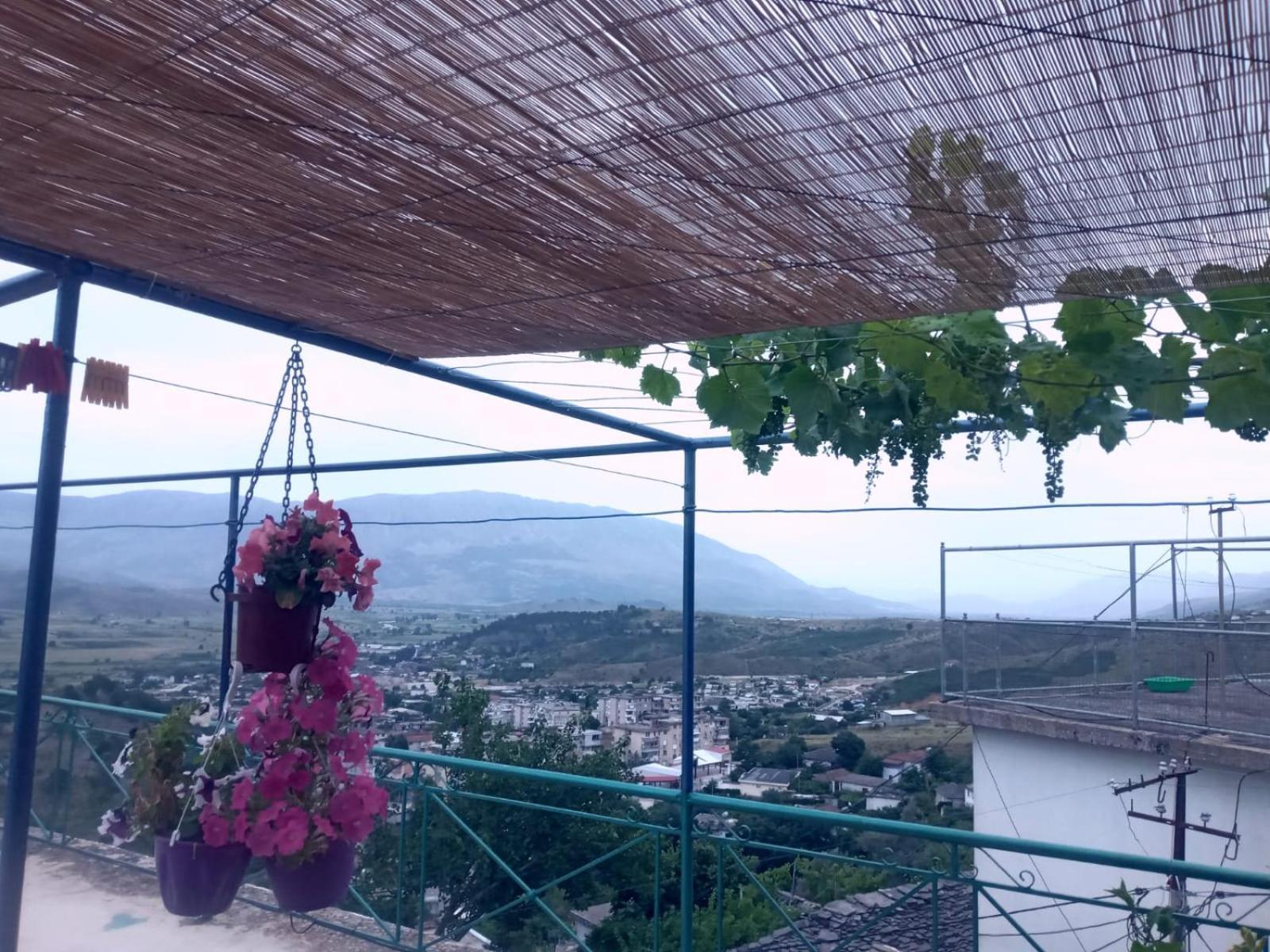 Relax Camping Gjirokastër 外观 照片